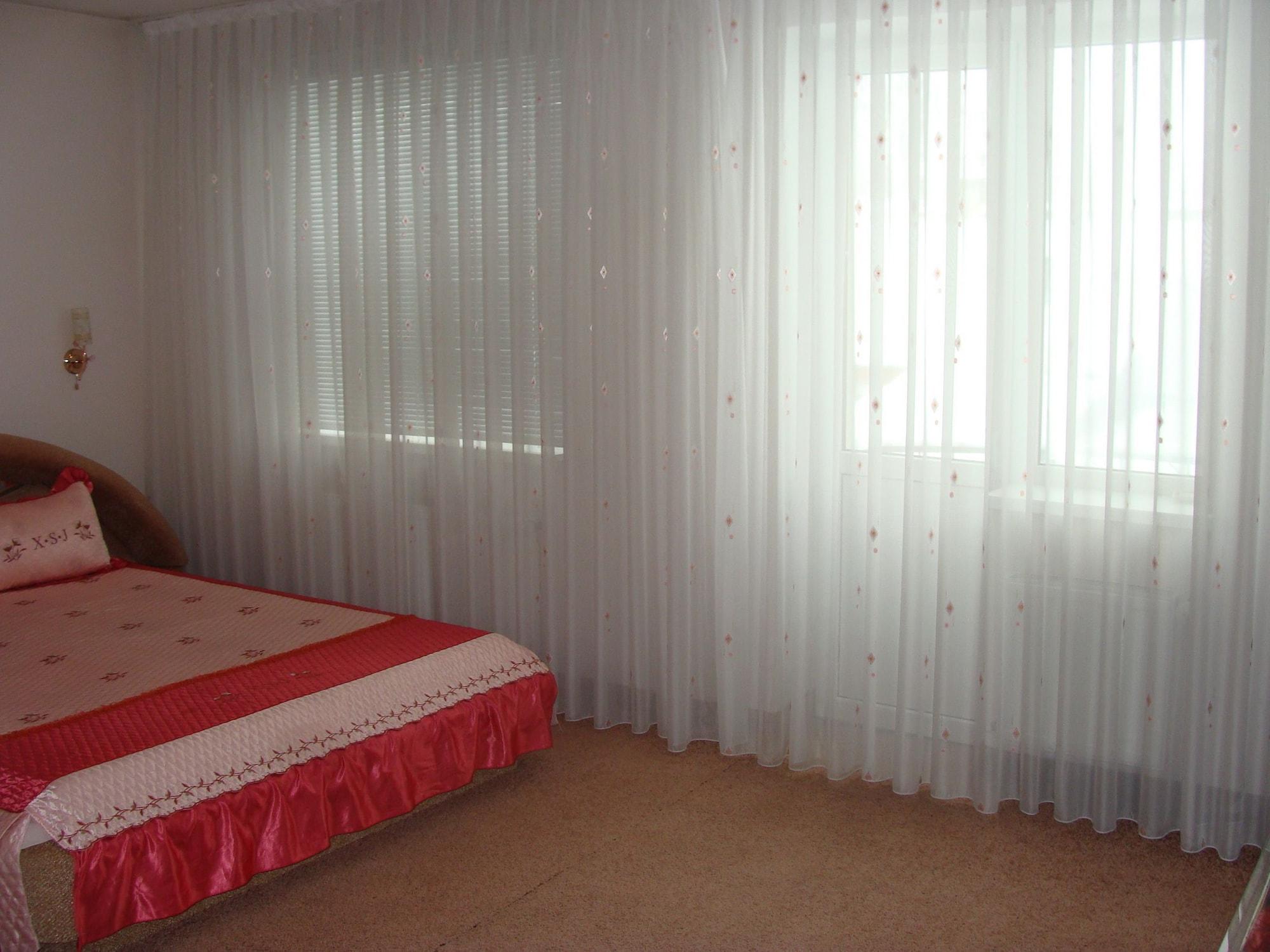 Hotel Lidia Kisinyov Kültér fotó